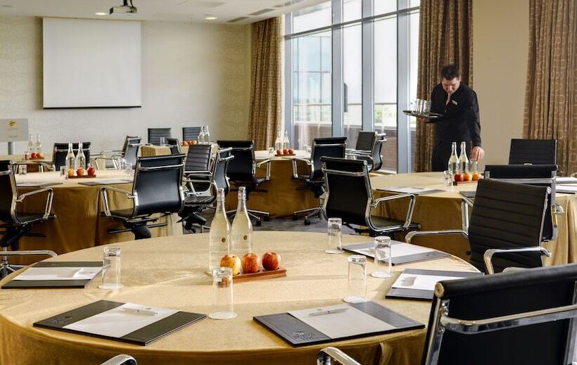 فندق Limerick Strand