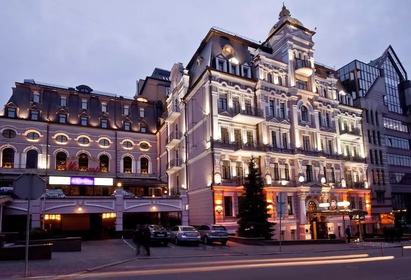 Opera Hotel The Leading Hotels Of The World