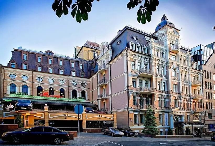 Opera Hotel The Leading Hotels Of The World