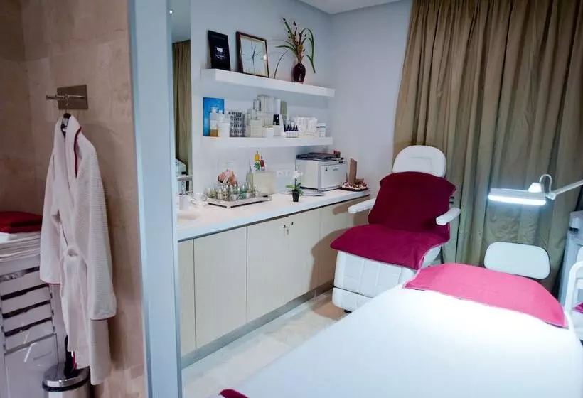 Opera Hotel The Leading Hotels Of The World