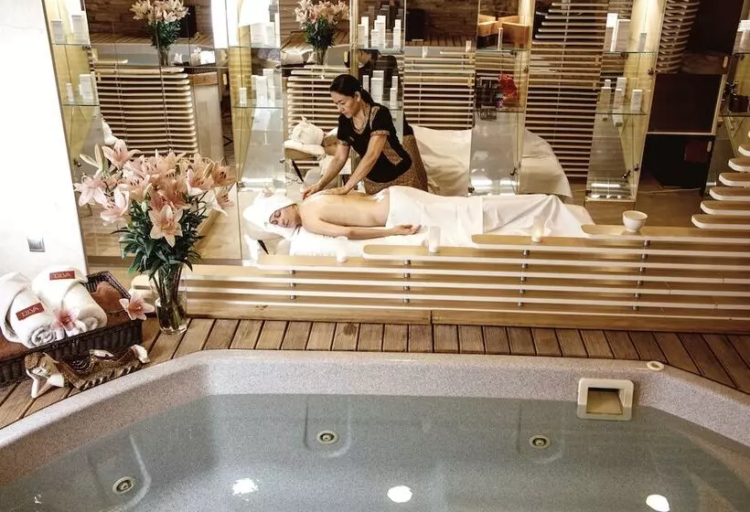 Opera Hotel The Leading Hotels Of The World