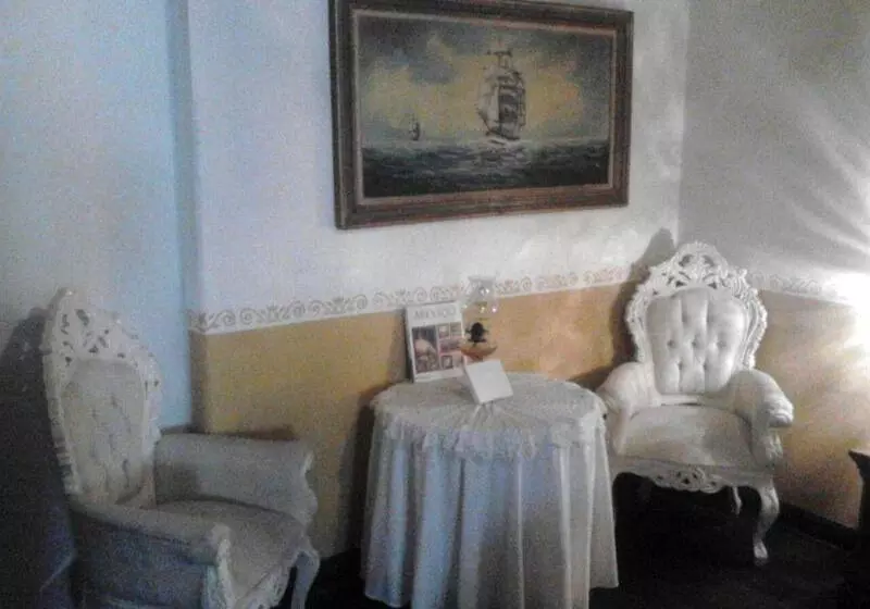 호텔 San Felipe El Real