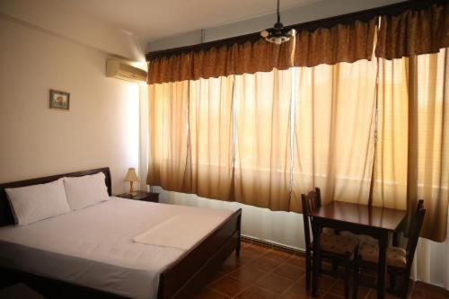 ホテル Sirena Pogradec