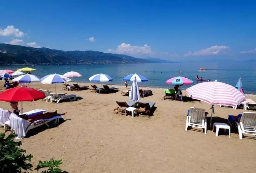 호텔 Sirena Pogradec