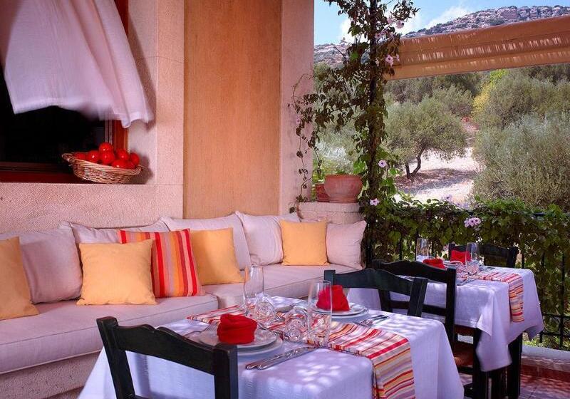 Katalagari Country Suites