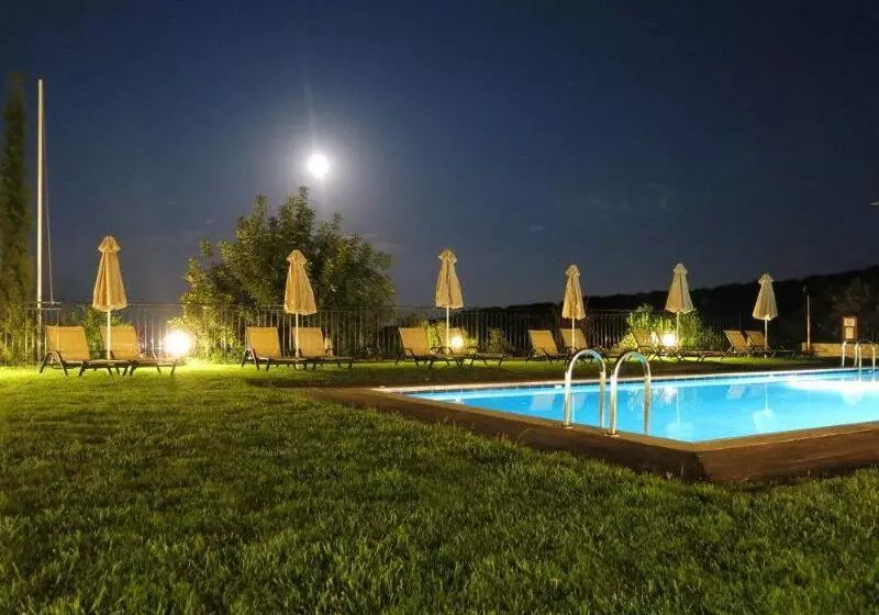 Katalagari Country Suites