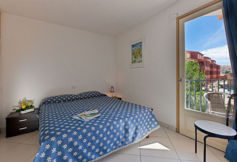 리조트 Malibu Village