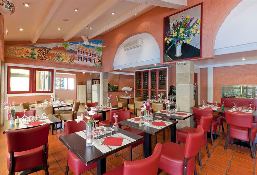 리조트 Malibu Village