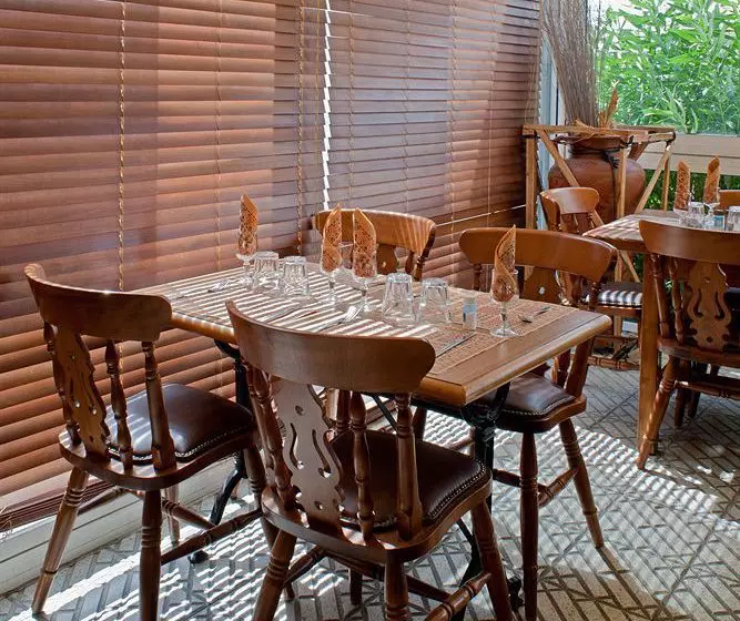 Resort Malibu Village