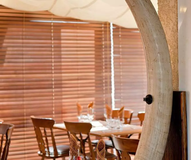 Resort Malibu Village