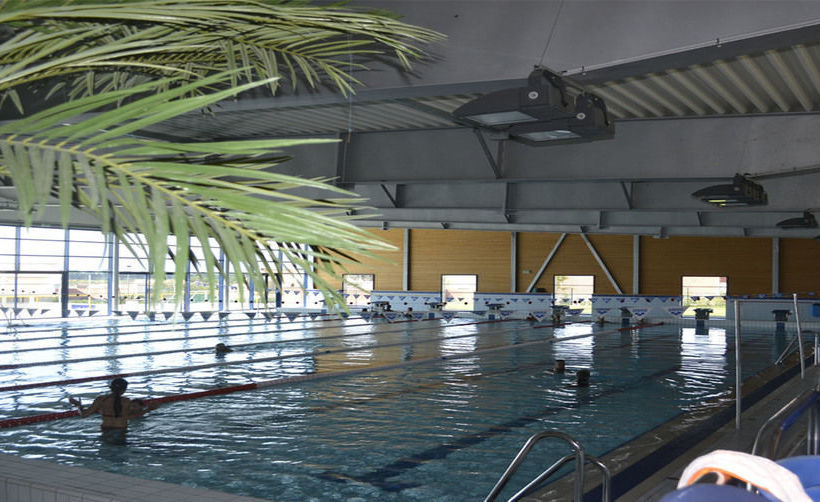 리조트 Malibu Village