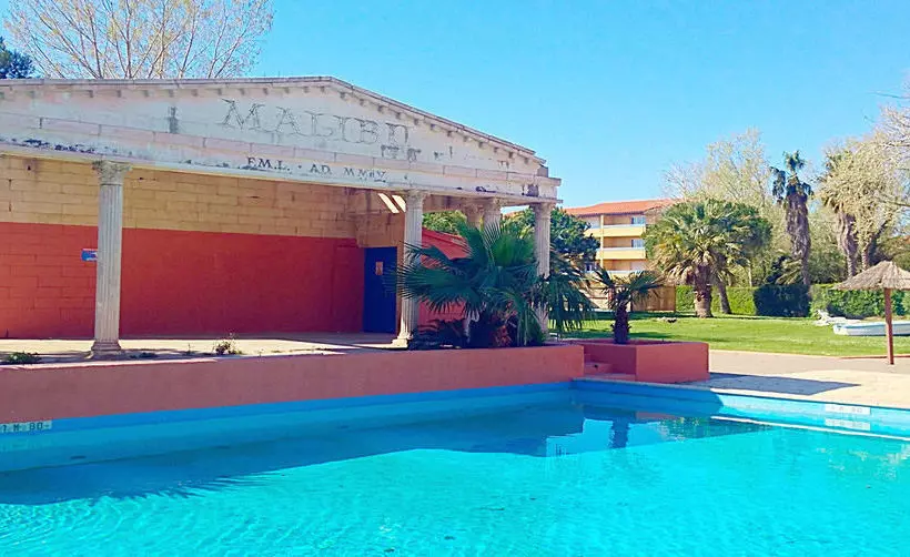 Resort Malibu Village