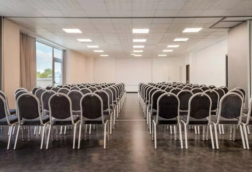 Ac Hotel By Marriott Milan Sesto