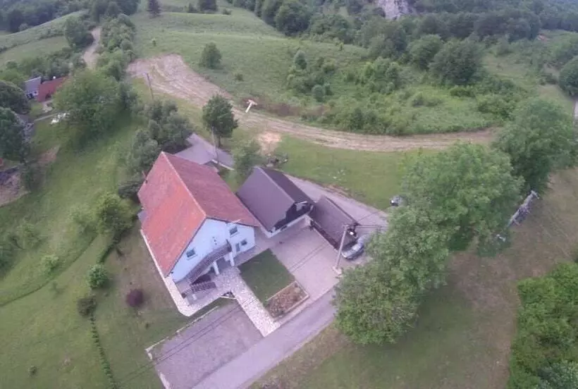 호텔 Apartments And Rooms Krizmanic