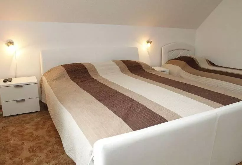 호텔 Apartments And Rooms Krizmanic