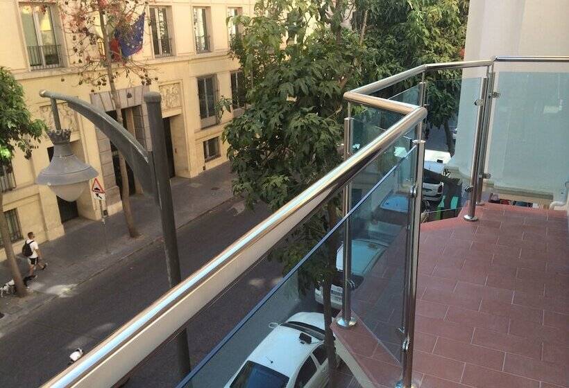 هتل Castilla Guerrero