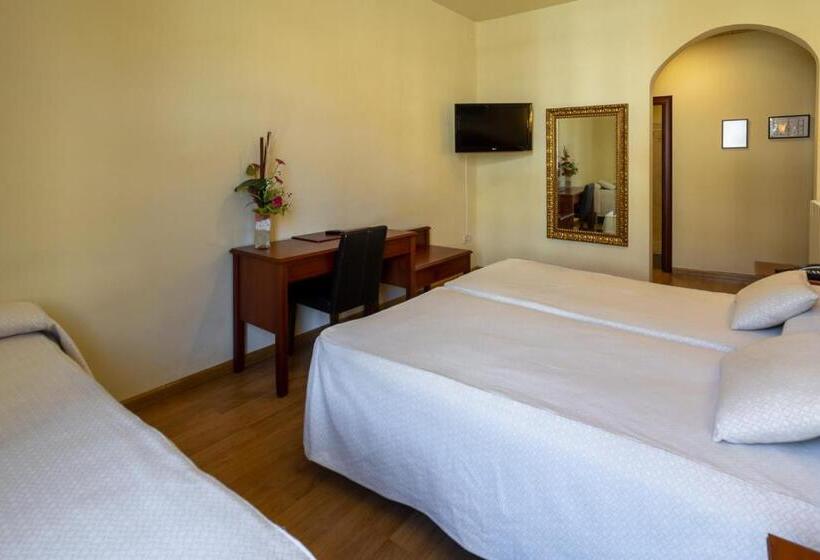 Отель De Camprodón