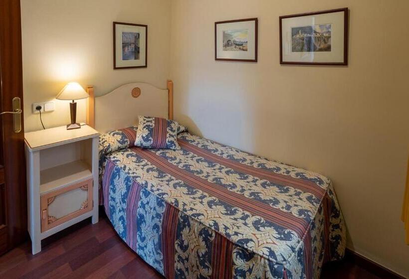 Отель De Camprodón