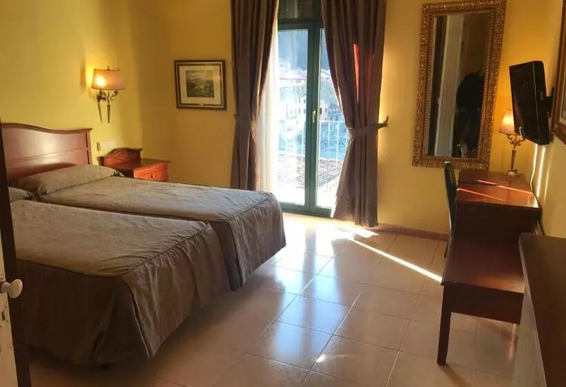 酒店 De Camprodón