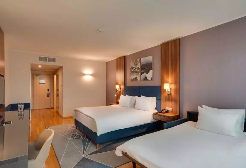 Hotel Doubletree By Hilton Cluj – City Plaza