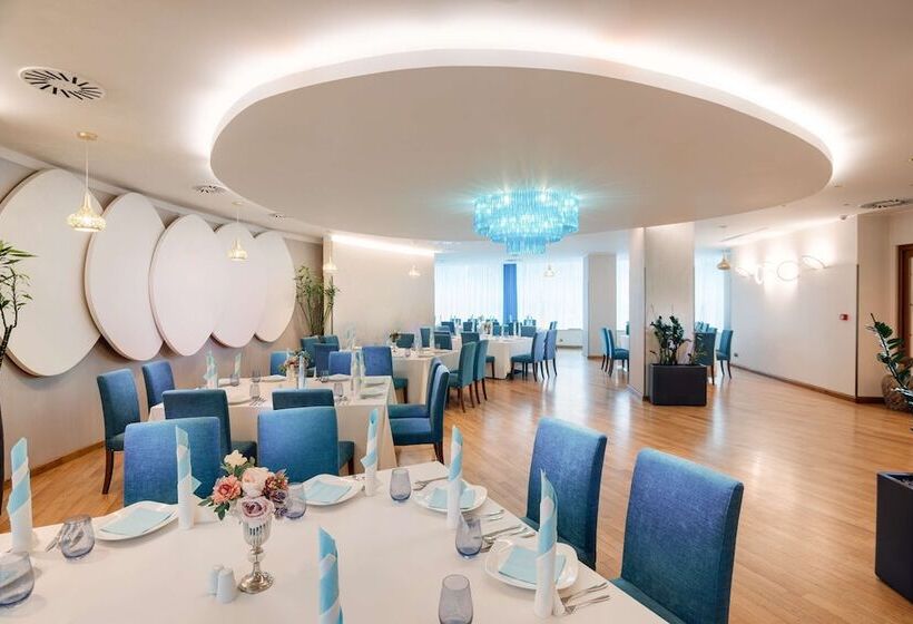 هتل Doubletree By Hilton Cluj – City Plaza