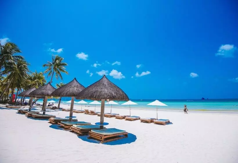 酒店 Fridays Boracay Resort