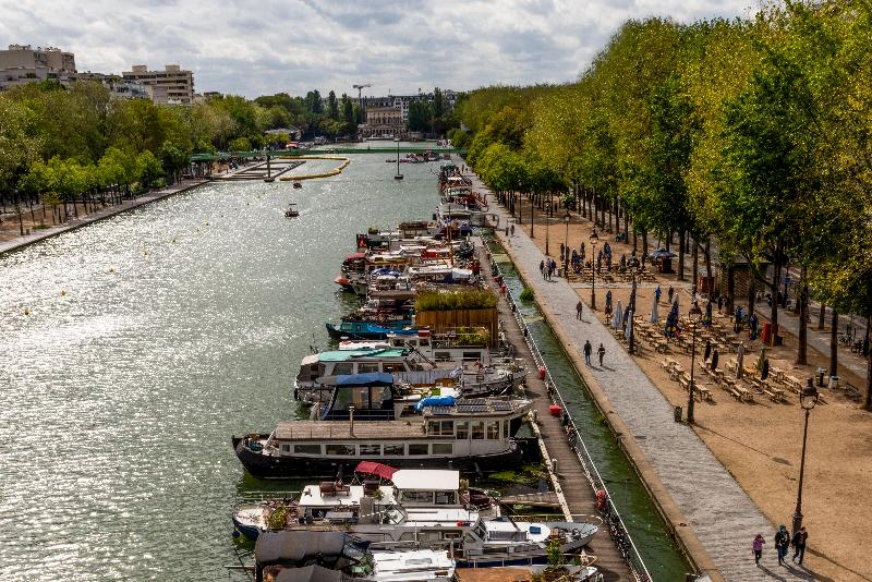 هتل Holiday Inn Express Paris Canal De La Villette, An Ihg