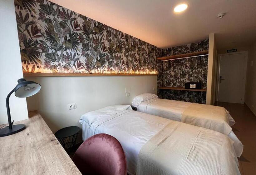 Hotelli Hostal La Poetisa Auto Check In