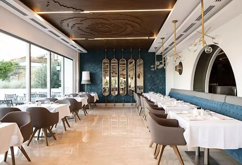 Отель Chamada Prestige