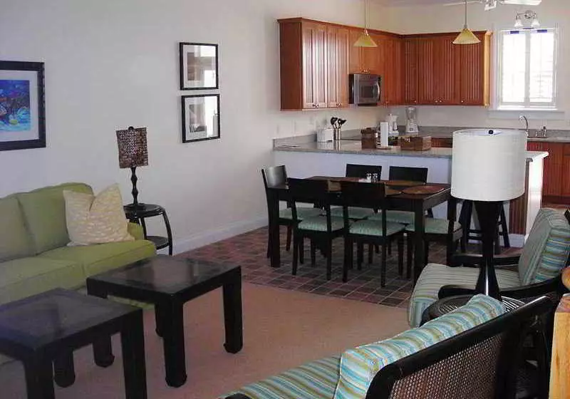 هتل Powell Pointe Resort