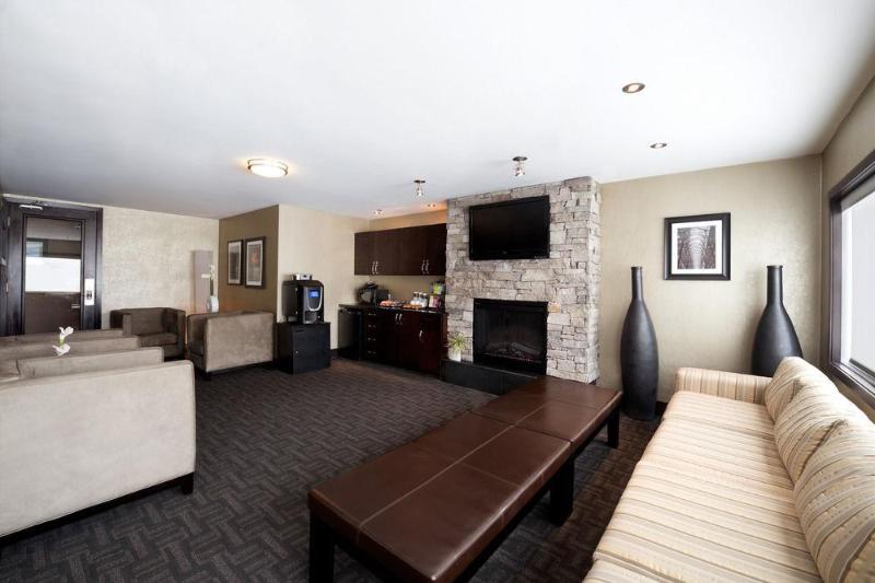 Hotel Sandman Signature Toronto Airport