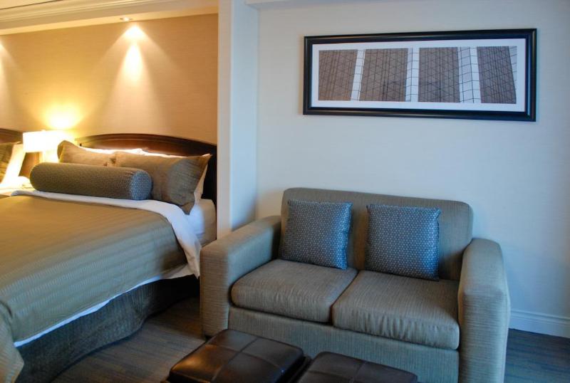 Hotel Sandman Signature Toronto Airport