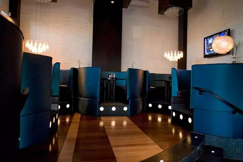 ホテル Sandman Signature Toronto Airport