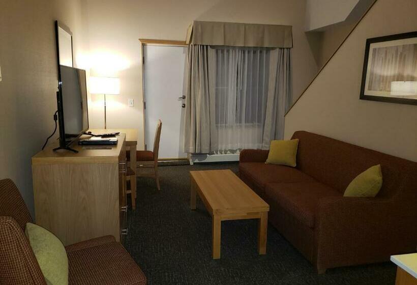 בית מלון כפרי Sun Peaks Lodge