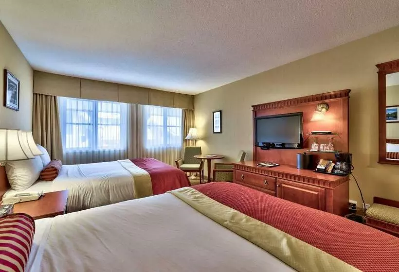 בית מלון כפרי Sun Peaks Lodge