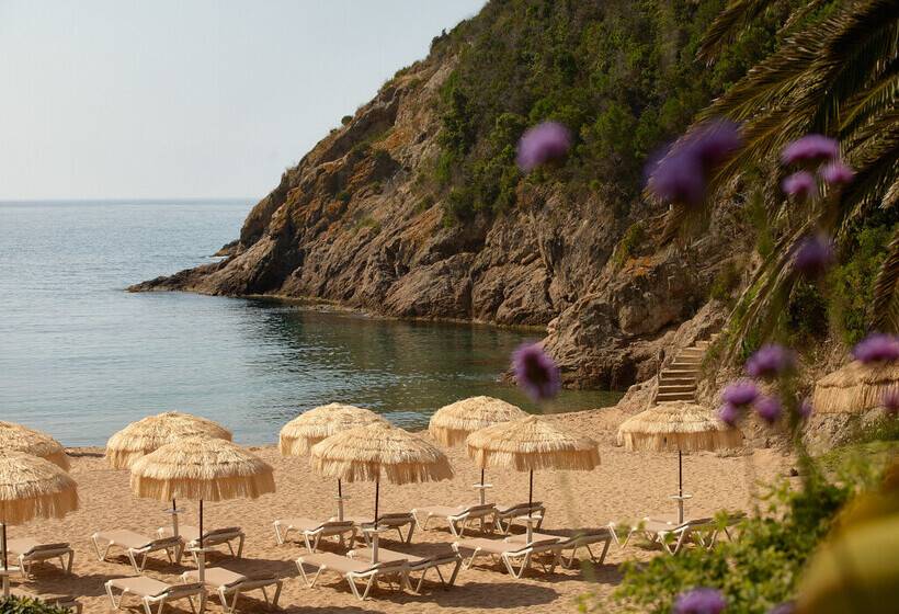 هتل Zel Costa Brava