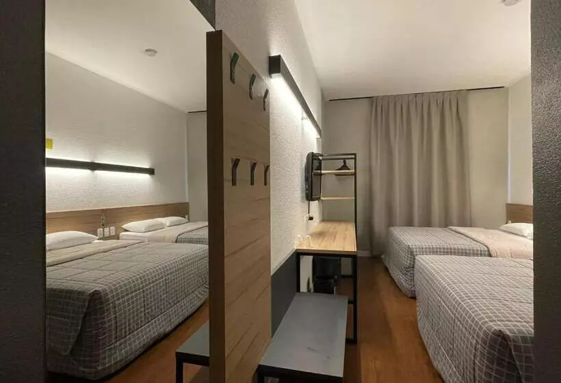 Otel 10 Itajai/navegantes