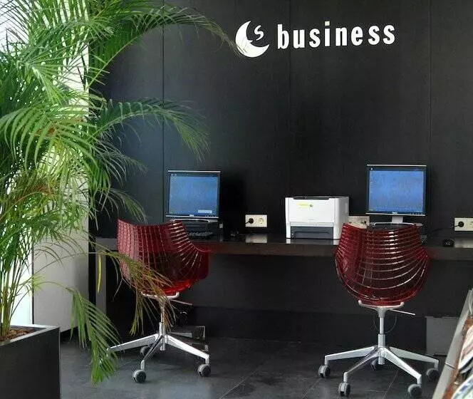 Отель As Porta De Barcelona