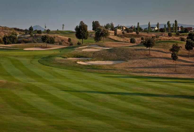 酒店 Castillo de Gorraiz & Spa