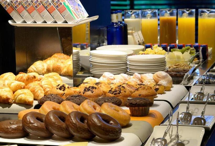 酒店 Castillo de Gorraiz & Spa