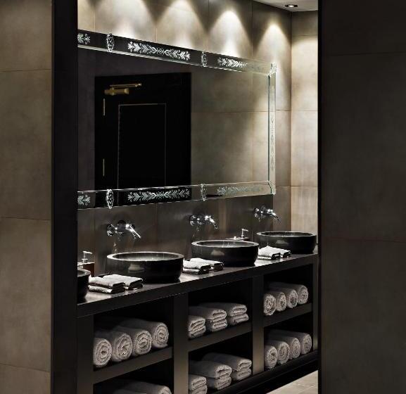 酒店 Castillo de Gorraiz & Spa