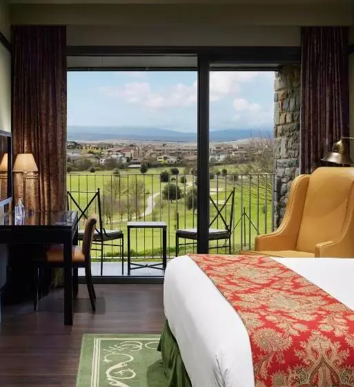 ホテル Castillo de Gorraiz & Spa