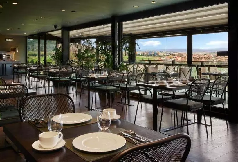 ホテル Castillo de Gorraiz & Spa