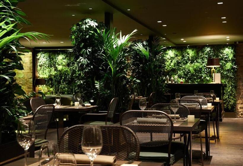 酒店 Castillo de Gorraiz & Spa