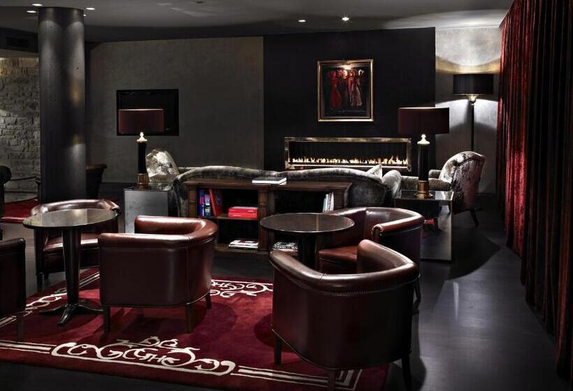 酒店 Castillo de Gorraiz & Spa