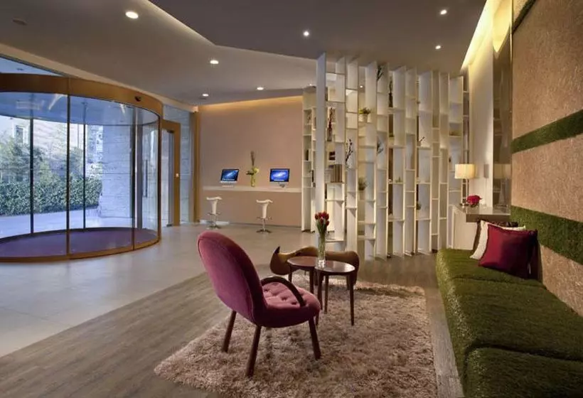 Hotel Citadines Biyun Shanghai
