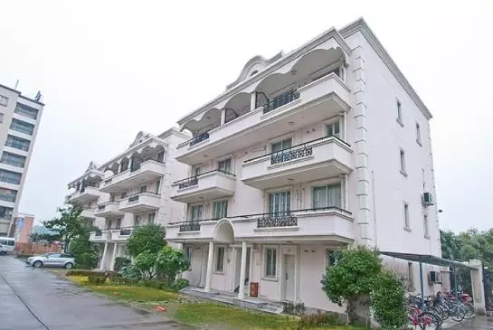 Hotel Citadines Biyun Shanghai