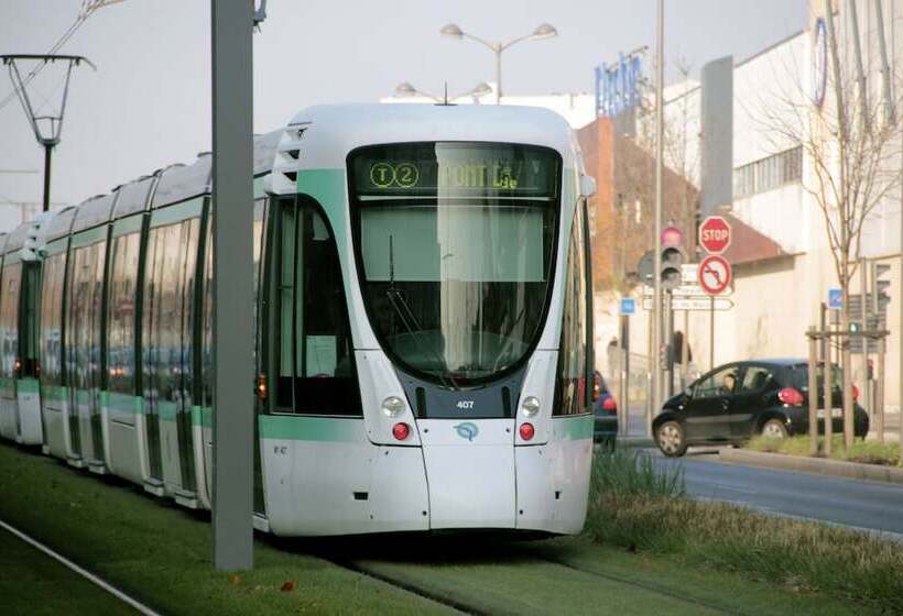 فندق Courtyard By Marriott Paris La Defense West   Colombes