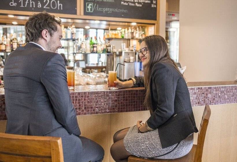 فندق Courtyard By Marriott Paris La Defense West   Colombes