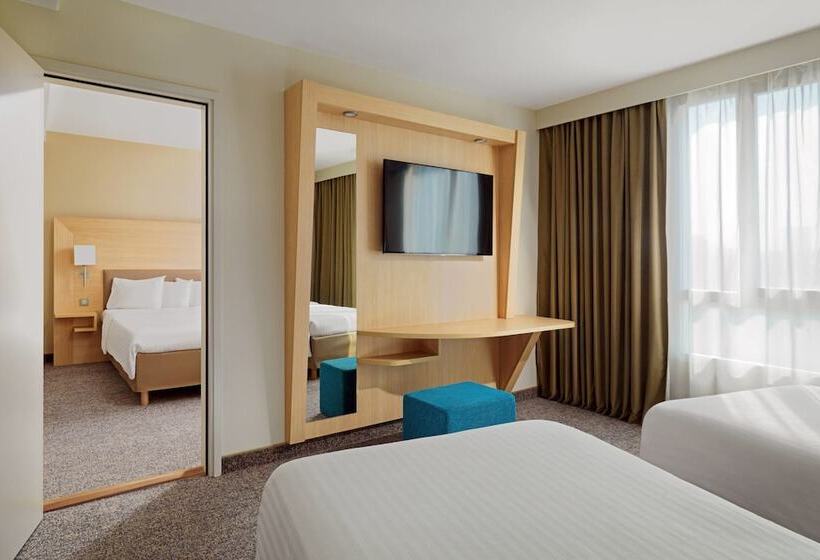 فندق Courtyard By Marriott Paris La Defense West   Colombes